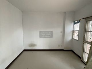 Casa adosada en venta de 2 habitaciones en Mueang Nonthaburi, Nonthaburi