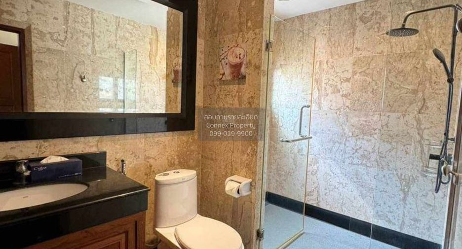For sale 3 bedrooms house in Sattahip, Chonburi