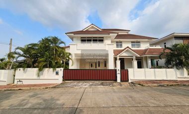 Casa en venta de 4 habitaciones en East Pattaya, Pattaya
