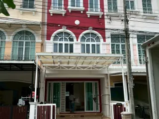 ขาย 3 ห้องนอน ทาวน์เฮ้าส์ ใน สวนหลวง, กรุงเทพฯ