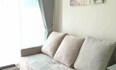 À vendre 1 chambre condo à Huai Khwang, Bangkok