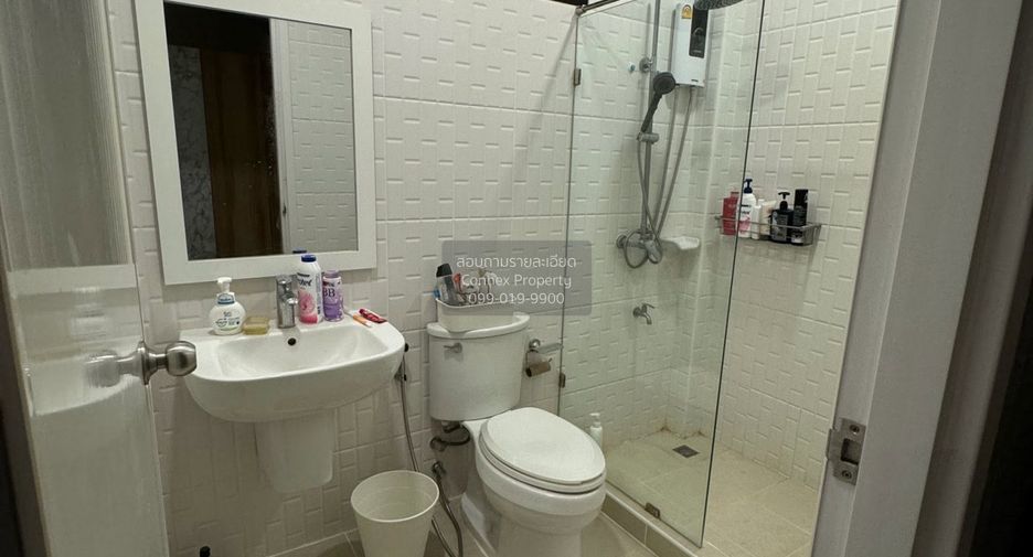For sale 3 bedrooms house in Khlong Sam Wa, Bangkok