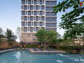For sale 3 bedrooms condo in Phra Khanong, Bangkok