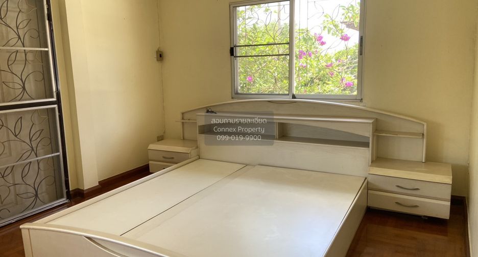 For sale 4 bedrooms house in Bang Bua Thong, Nonthaburi