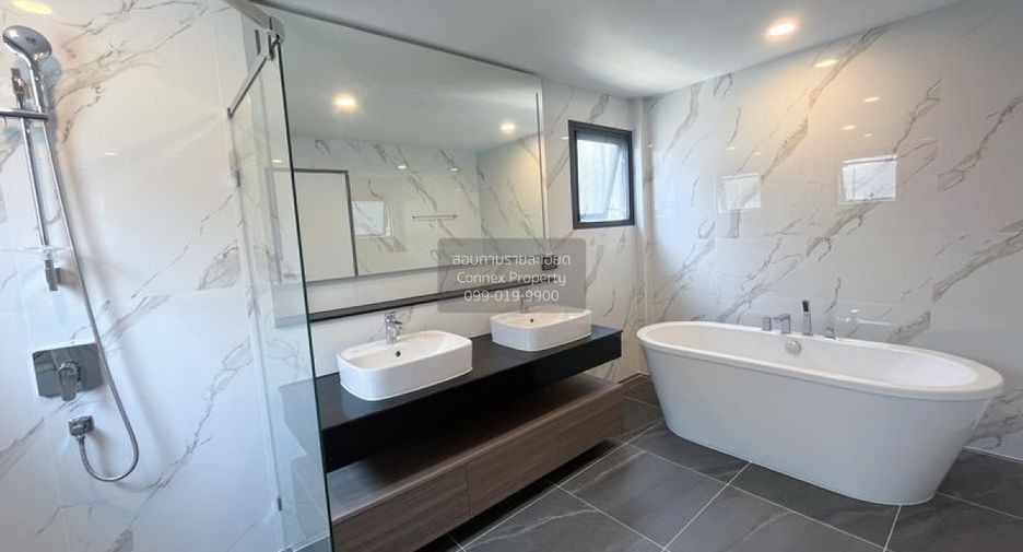 For sale 5 ベッドルーム house in Bang Phli, Samut Prakan