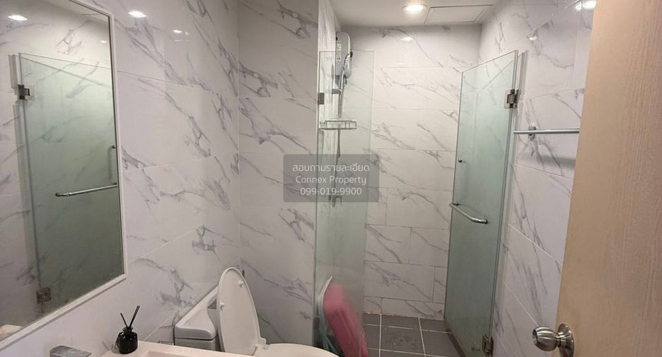 For sale 2 bedrooms condo in Huai Khwang, Bangkok