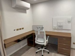 For sale 3 bedrooms condo in Huai Khwang, Bangkok