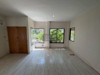 À vendre 4 chambres maison à Phra Samut Chedi, Samut Prakan