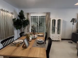 Casa en venta de 4 habitaciones en Thung Khru, Bangkok