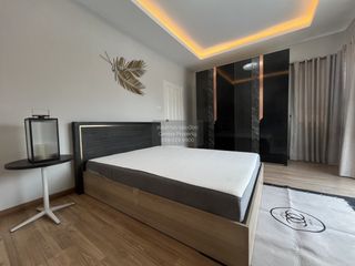 Casa en venta de 4 habitaciones en Thung Khru, Bangkok
