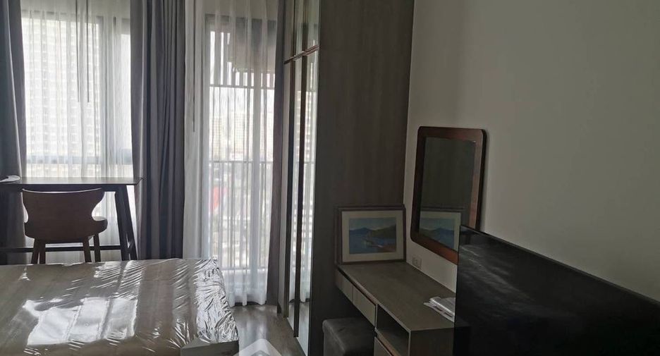 For sale 1 bed condo in Watthana, Bangkok