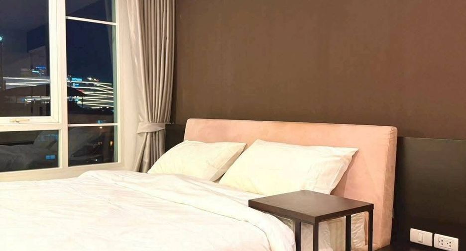 For sale 2 ベッドルーム condo in Khlong San, Bangkok