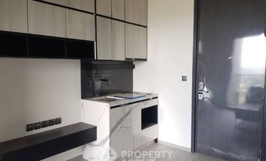 Продажа 1 кровать кондо в Пхра Кханонг, Бангкок