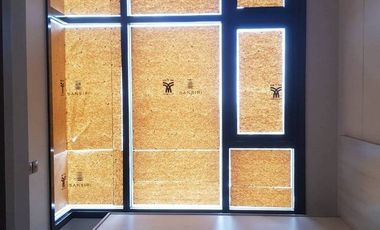 Продажа 1 кровать кондо в Пхра Кханонг, Бангкок