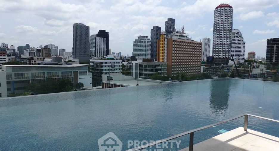 À louer 1 chambre condo à Khlong Toei, Bangkok