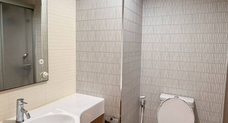 Wohnung zur Miete mit 2 Zimmer in Huai Khwang, Bangkok