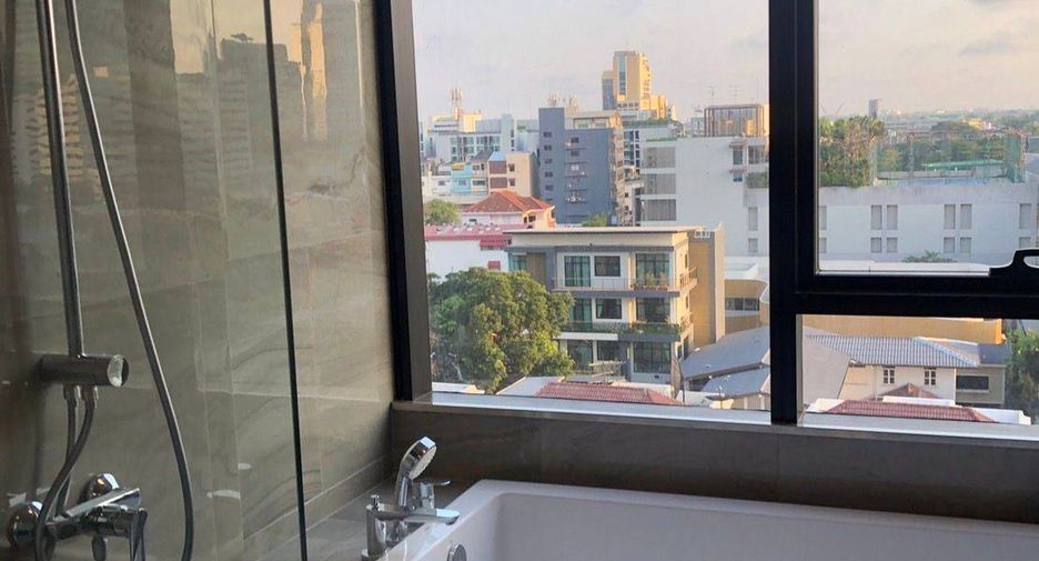 Wohnung zur Miete mit 2 Zimmer in Khlong Toei, Bangkok