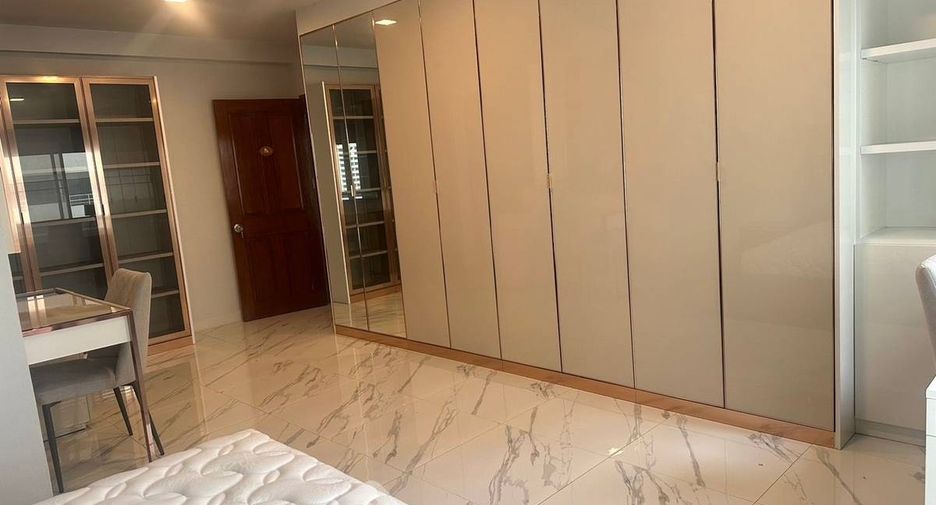 Wohnung zur Miete mit 2 Zimmer in Khlong Toei, Bangkok