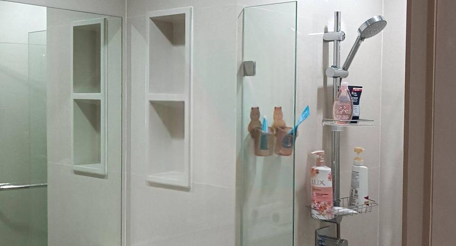 Wohnung zur Miete mit 1 Zimmer in Thon Buri, Bangkok
