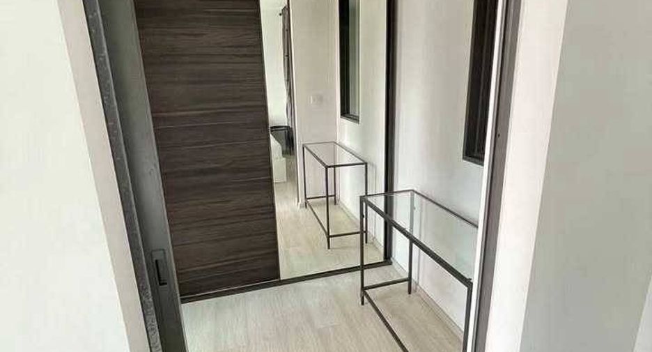 Wohnung zur Miete mit 1 Zimmer in Pathum Wan, Bangkok