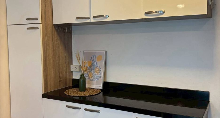 For rent 1 bed condo in Watthana, Bangkok
