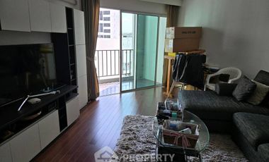 Wohnung zur Miete mit 2 Zimmer in Huai Khwang, Bangkok