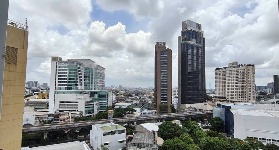 For rent 1 bed condo in Khlong Toei, Bangkok