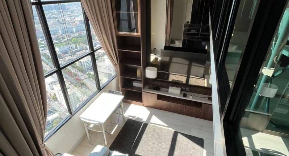 Condo en alquiler de 1 habitaciones en Sathon, Bangkok