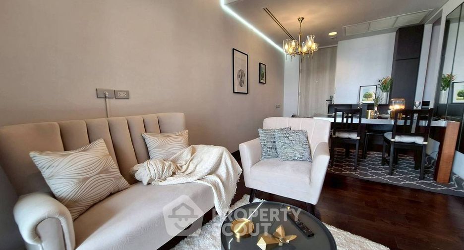 For rent 2 bedrooms condo in Khlong Toei, Bangkok