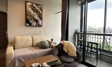 Wohnung zur Miete mit 1 Zimmer in Khlong Toei, Bangkok
