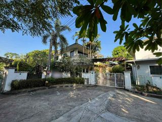 出售 3 卧室 独立屋 在 Phasi Charoen, 曼谷