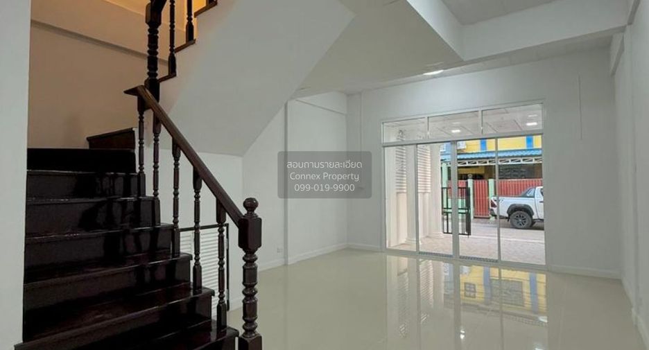 For sale 2 bedrooms townhouse in Pak Kret, Nonthaburi