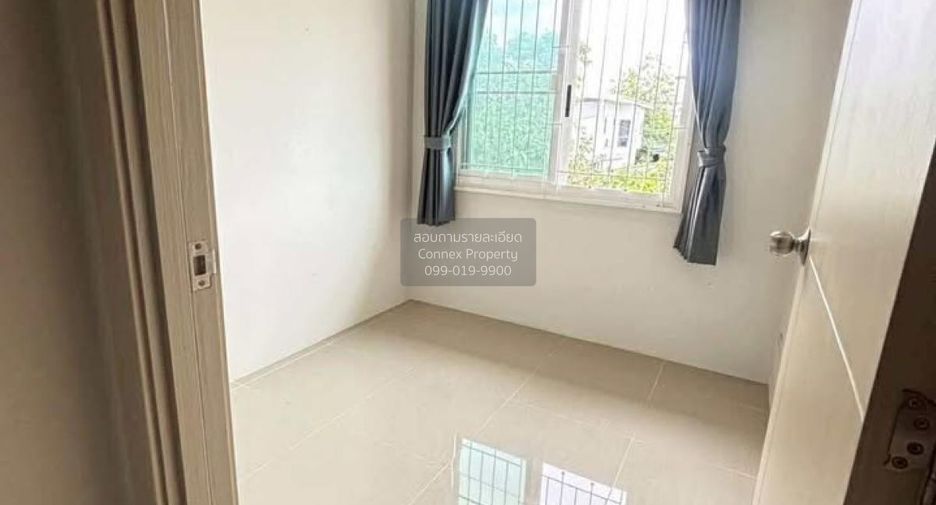 Reihenhaus zum Kauf mit 3 Zimmer in Sam Khok, Pathum Thani
