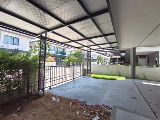 For sale 4 bedrooms house in Bang Bo, Samut Prakan