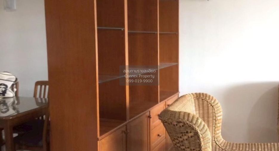 For sale 3 bedrooms condo in Watthana, Bangkok