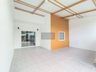 For sale 3 bedrooms townhouse in Mueang Samut Prakan, Samut Prakan