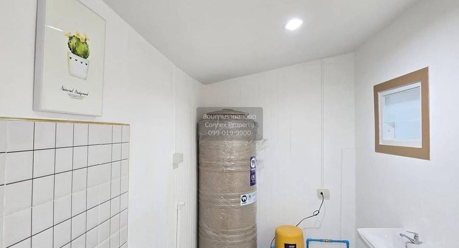 For sale 2 bedrooms townhouse in Sai Noi, Nonthaburi
