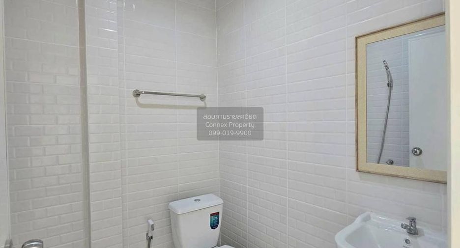 For sale 2 bedrooms townhouse in Sai Noi, Nonthaburi