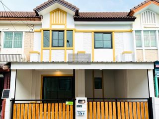 For sale 3 ベッドルーム townhouse in Bang Kruai, Nonthaburi
