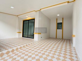 For sale 3 ベッドルーム townhouse in Bang Kruai, Nonthaburi