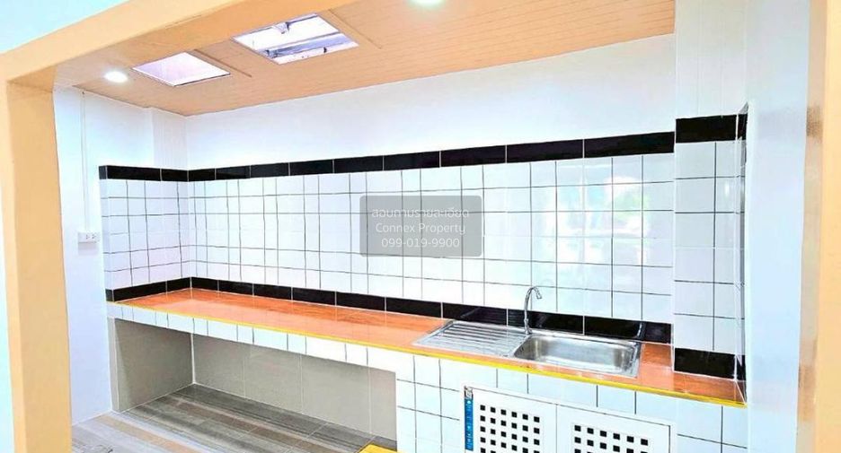 For sale 2 bedrooms townhouse in Bang Bua Thong, Nonthaburi