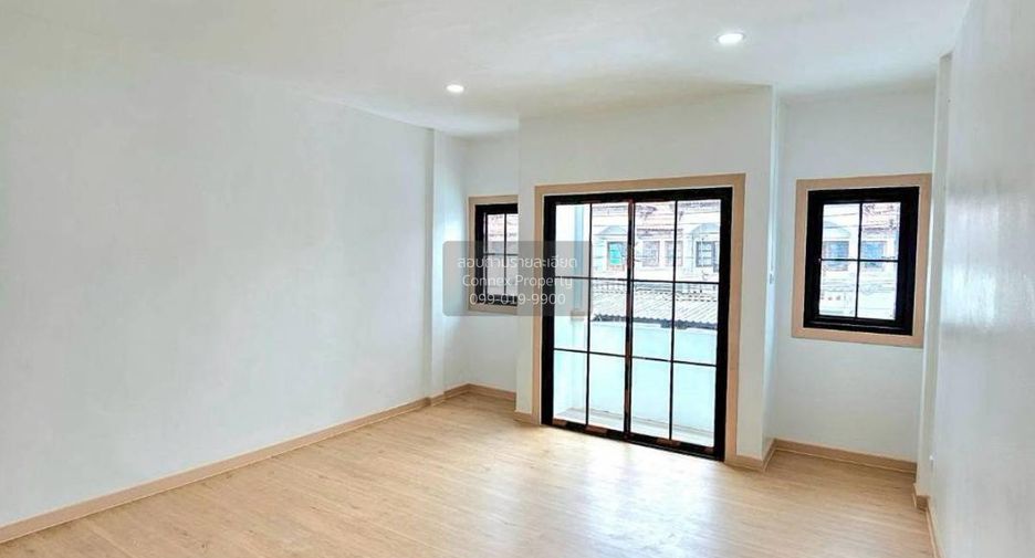 For sale 2 bedrooms townhouse in Bang Bua Thong, Nonthaburi