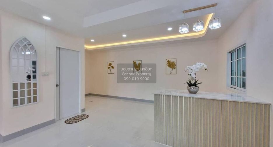 Casa adosada en venta de 4 habitaciones en Bang Yai, Nonthaburi