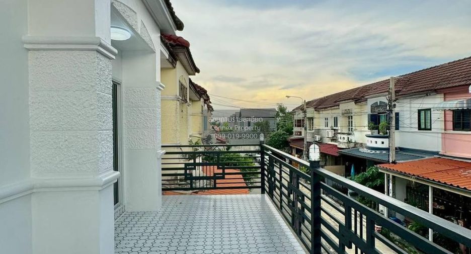 For sale 4 bedrooms townhouse in Sai Noi, Nonthaburi