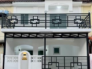 For sale 4 bedrooms townhouse in Sai Noi, Nonthaburi