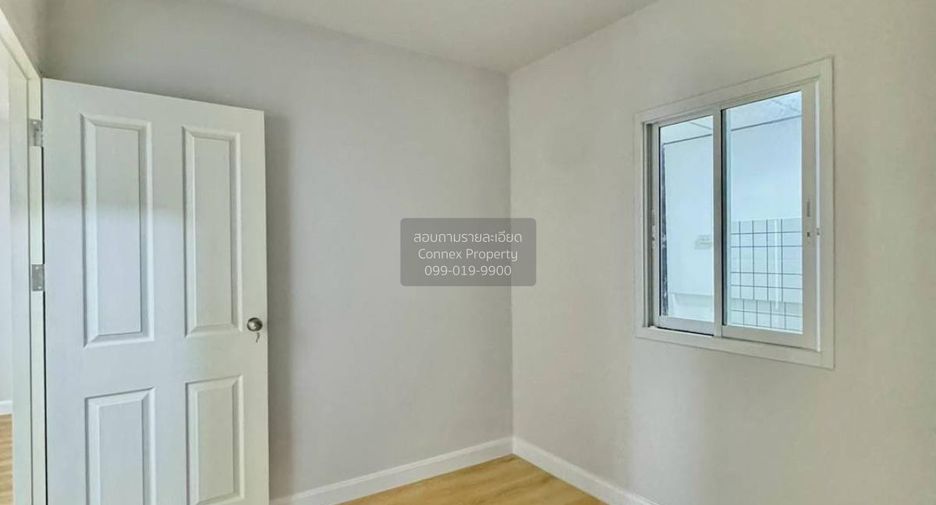 For sale 4 bedrooms townhouse in Sai Noi, Nonthaburi