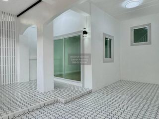 For sale 4 bedrooms townhouse in Sai Noi, Nonthaburi