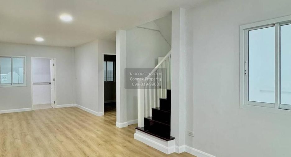 For sale 4 bedrooms townhouse in Sai Noi, Nonthaburi