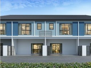 For sale 3 bedrooms townhouse in Don Mueang, Bangkok