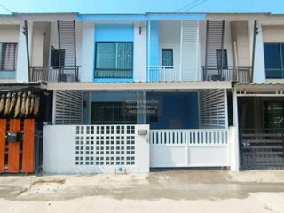 Reihenhaus zum Kauf mit 3 Zimmer in Bang Phli, Samut Prakan